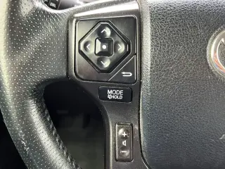 Toyota 4Runner 2016 4x4 SR5 4dr SUV