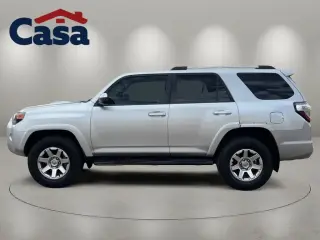 Toyota 4Runner 2016 4x4 SR5 4dr SUV