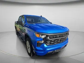 Chevrolet Silverado 1500 2025 4x2 Custom 4dr Crew Cab 5.8 ft. SB