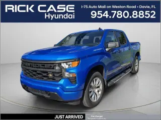 Chevrolet Silverado 1500 2025 4x2 Custom 4dr Crew Cab 5.8 ft. SB