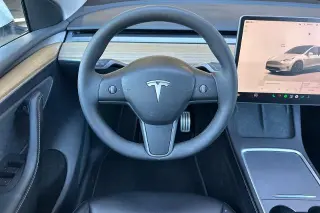 Tesla Model Y 2022 AWD Performance 4dr Crossover