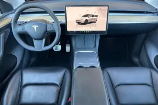 Tesla Model Y 2022 AWD Performance 4dr Crossover