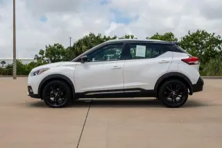Nissan Kicks 2020 SR 4dr Crossover