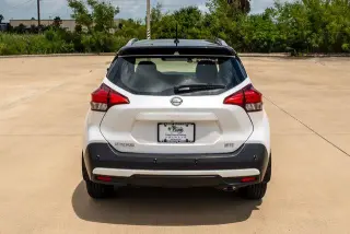 Nissan Kicks 2020 SR 4dr Crossover