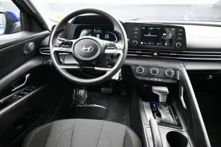 Hyundai ELANTRA 2025 SE 4dr Sedan