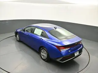 Hyundai ELANTRA 2025 SE 4dr Sedan