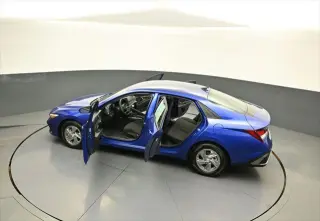 Hyundai ELANTRA 2025 SE 4dr Sedan