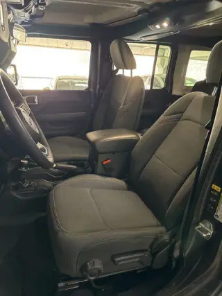 Jeep Wrangler 2025 4x4 Sahara 4dr SUV