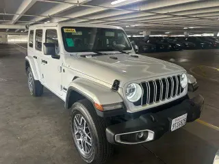 Jeep Wrangler 2025 4x4 Sahara 4dr SUV