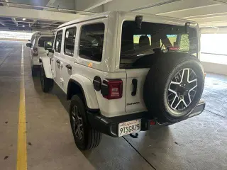 Jeep Wrangler 2025 4x4 Sahara 4dr SUV