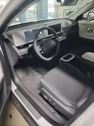 Hyundai IONIQ 5 2024 SE 4dr Crossover