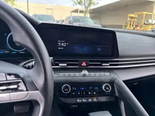 Hyundai ELANTRA 2024 SEL 4dr Sedan
