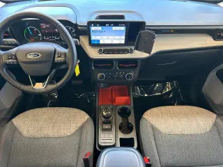 Ford Maverick 2023 XL 4dr SuperCrew 4.5 ft. SB