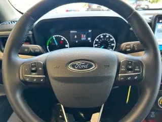 Ford Maverick 2023 XL 4dr SuperCrew 4.5 ft. SB