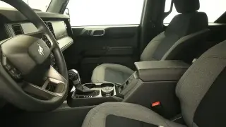Ford Bronco 2025 4x4 Base 4dr SUV