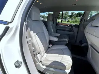 Buick Enclave 2011 AWD CXL-1 4dr Crossover w/1XL