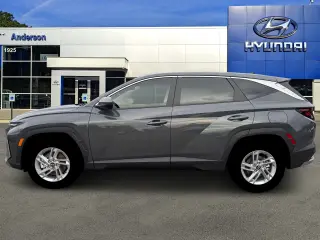 Hyundai TUCSON 2026 SE 4dr SUV