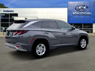 Hyundai TUCSON 2026 SE 4dr SUV
