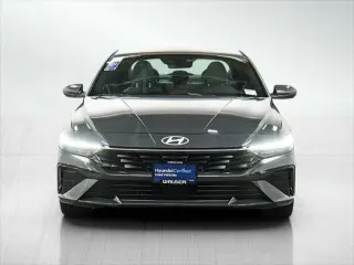 Hyundai ELANTRA Hybrid 2025 Limited 4dr Sedan