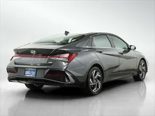 Hyundai ELANTRA Hybrid 2025 Limited 4dr Sedan