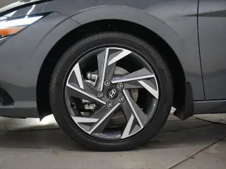 Hyundai ELANTRA Hybrid 2025 Limited 4dr Sedan