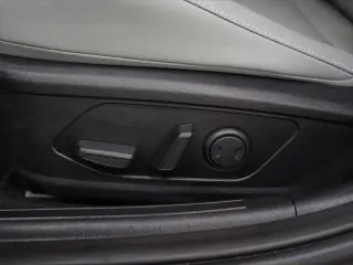 Hyundai ELANTRA Hybrid 2025 Limited 4dr Sedan