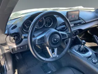 Mazda MX-5 Miata 2022 Sport 2dr Convertible 6M