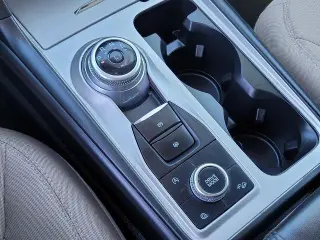 Ford Explorer 2021 AWD Base 4dr SUV