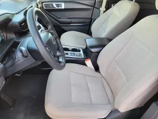 Ford Explorer 2021 AWD Base 4dr SUV