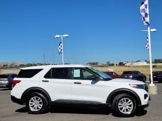 Ford Explorer 2021 AWD Base 4dr SUV