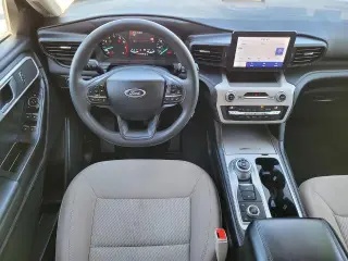 Ford Explorer 2021 AWD Base 4dr SUV