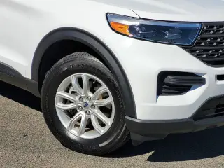 Ford Explorer 2021 AWD Base 4dr SUV