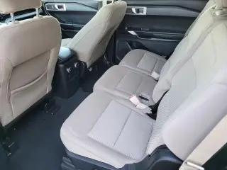 Ford Explorer 2021 AWD Base 4dr SUV