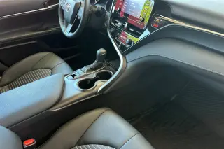 Toyota Camry Hybrid 2024 SE 4dr Sedan
