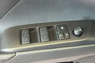 Toyota Camry Hybrid 2024 SE 4dr Sedan