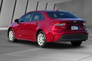 Toyota Corolla Hybrid 2026 LE 4dr Sedan