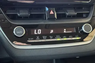 Toyota Corolla Hybrid 2026 LE 4dr Sedan