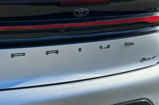Toyota Prius 2025 XLE 4dr Hatchback