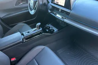 Toyota Prius 2025 XLE 4dr Hatchback