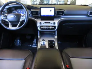 Ford Explorer 2023 AWD XLT 4dr SUV