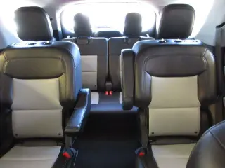 Ford Explorer 2023 AWD XLT 4dr SUV