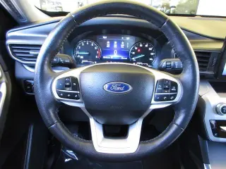 Ford Explorer 2023 AWD XLT 4dr SUV