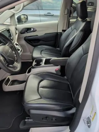 Chrysler Pacifica 2023 Touring L 4dr Mini-Van