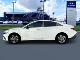 Hyundai ELANTRA 2025 SEL Sport 4dr Sedan