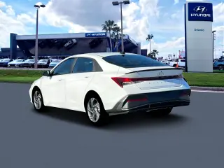 Hyundai ELANTRA 2025 SEL Sport 4dr Sedan