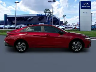 Hyundai ELANTRA 2025 SEL Sport 4dr Sedan