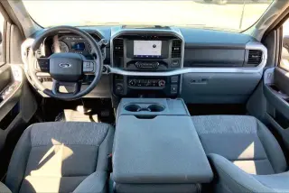 Ford F-150 2023 4x2 Platinum 4dr SuperCrew 6.5 ft. SB