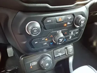 Jeep Renegade 2023 4x4 Latitude 4dr SUV
