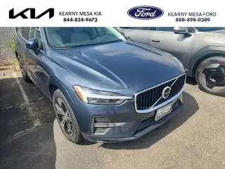 Volvo XC60 2022 B5 Momentum 4dr SUV