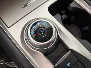Ford Explorer 2023 AWD XLT 4dr SUV